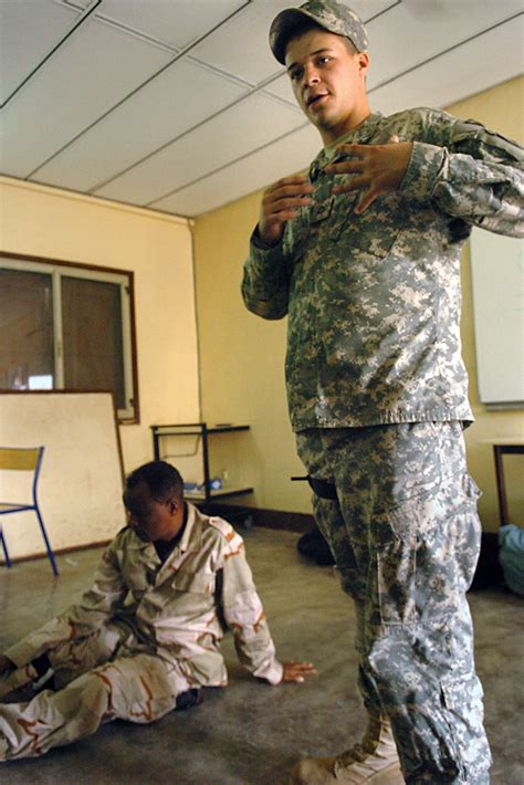 Djibouti U S Army Africa Soldiers Offer First Responder