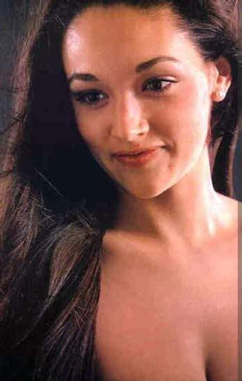 Pin By Gretchen Ewer On Ciao Bella Olivia Hussey Olivia