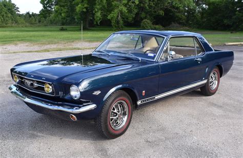 code  ford mustang gt coupe  speed  sale  bat auctions sold    july