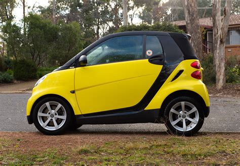 smart fortwo convertible yellow great  car star cars agency