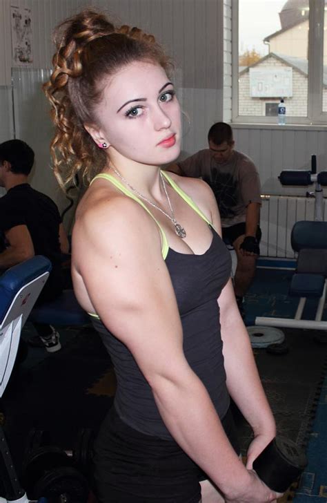 Meet Julia Vins The 18 Year Old Russian ‘muscle Barbie Au