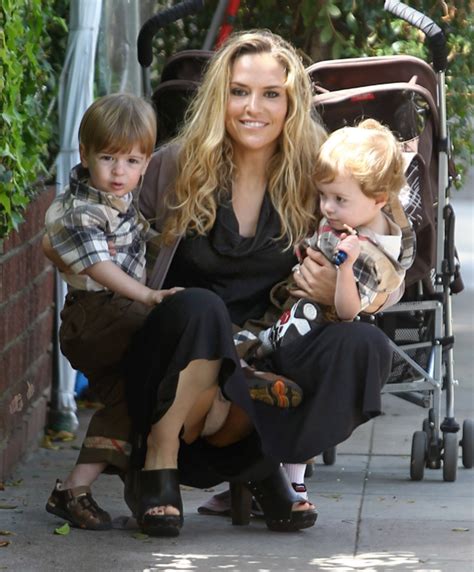 brooke mueller upskirt small in gallery upskirts