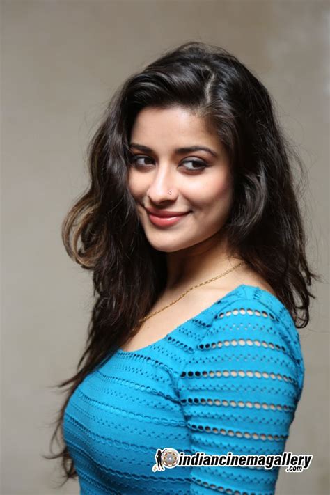 Madhurima Actress Photos Stills Gallery