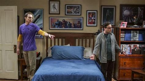 the post robots in the room of leonard hofstadter johnny galecki the big bang theory s10e07