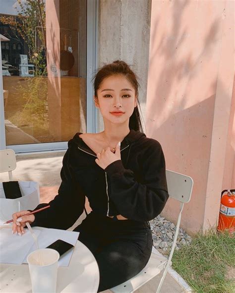 강경민 Kkmmmkk • Instagram Photos And Videos Ulzzang Korean Girl