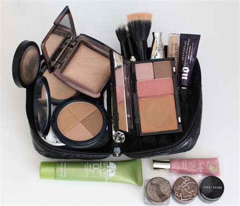 travel diaries  pared  makeup kit edit beauty passionista