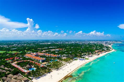 time  visit cancun  family vacation guide