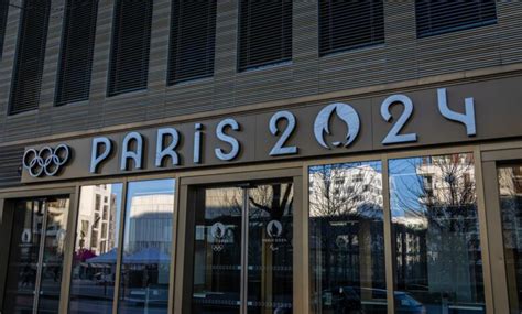 police search headquarters of paris 2024 olympic organizers la prensa