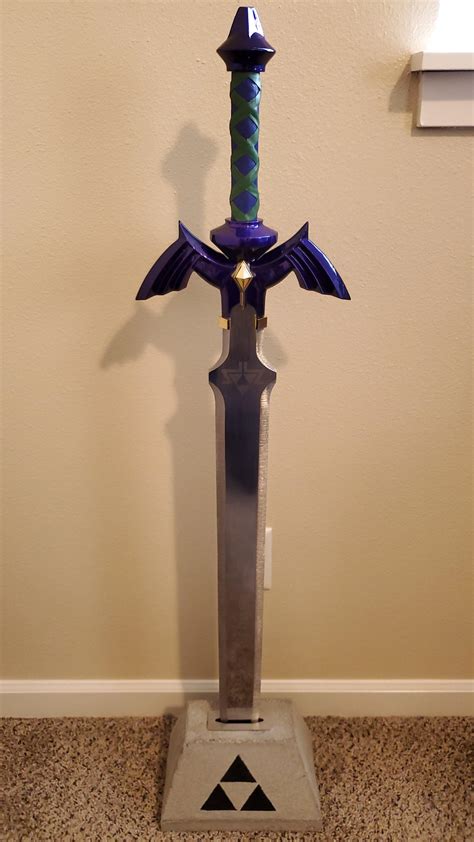 botw  worlds  accurate master sword replica carbon steel