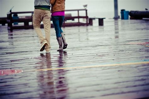 couple in the rain photography ideas 31