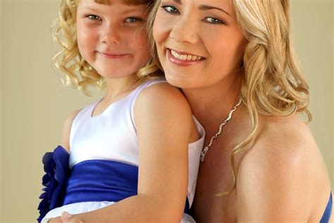 lovely blond mom and daughter high quality people images ~ creative