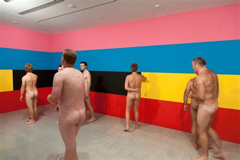 Australian Museum Offers Tours In The Nude The New York Times