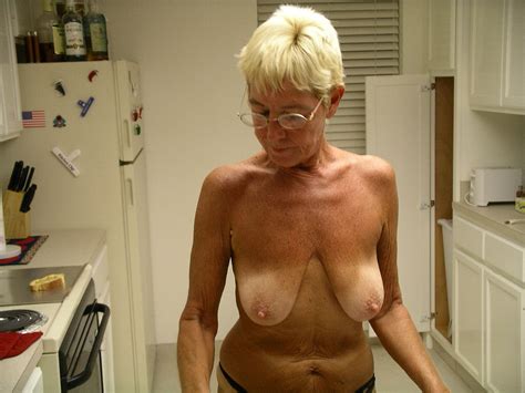 strchtgrn2d in gallery mix of stretchmarks on grannies saggy tits 2 picture 4 uploaded