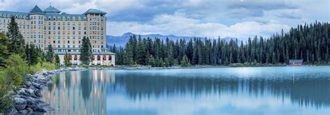Lake Louise Holidays Alberta In 2019 2020 Canadian Sky