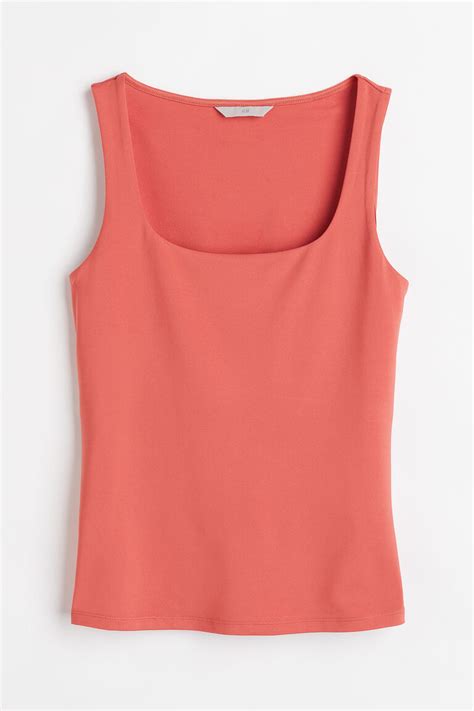 fitted vest top