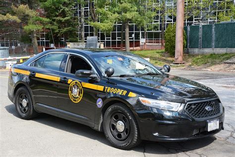 picture of new york state trooper car 1t20 2014 ford taurus police