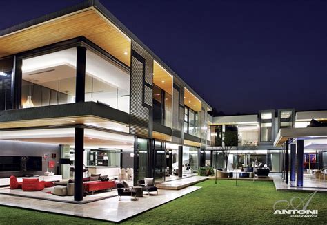 shaped modern family home  saota interiorzine