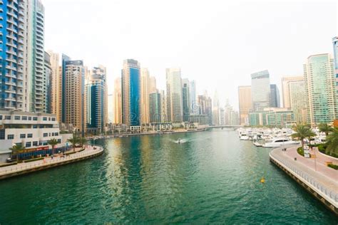 overview   dubai editorial photography image  drive
