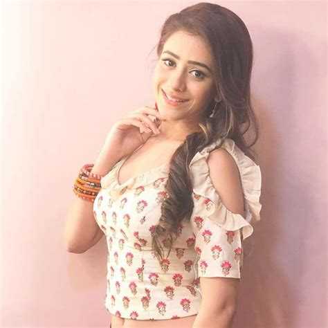Hiba Nawab Hot Navel Sexy Serial Pictures New Hd Photos