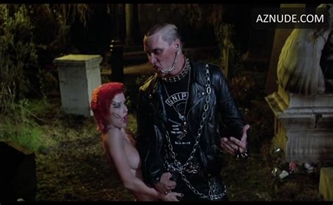 Linnea Quigley Breasts Butt Scene In The Return Of The Living Dead