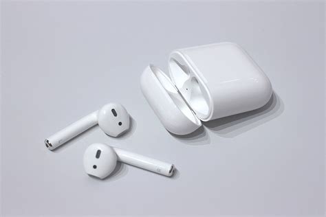 apple moves airpods production  vietnam  cut china reliance consideringapple