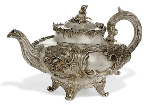 A Victorian Silver Teapot Tetera De Plata Plata Antigua Arte En Metal