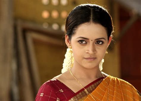 bhavana cute photo gallery collection in homely look saree stills south girls for you indian
