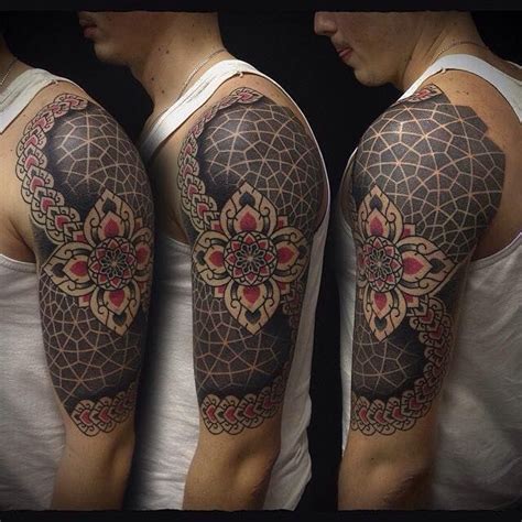 This Tattoo Artists Incredibly Detailed Sacred Geometry Tattoos Will
