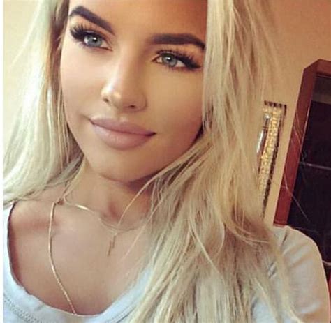 hot instagram blondes who had lip augmentation