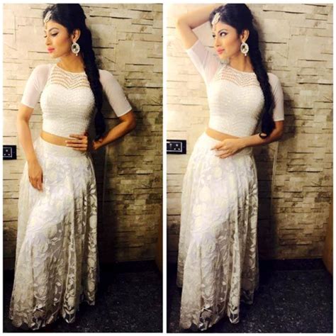 tv serial naagin actress mouni roy gives overdose of