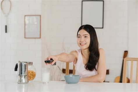 Free Photo Asian Japanese Woman Has Breakfast At Home