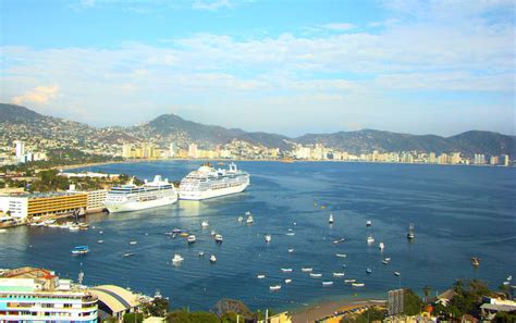 mexican cruise port sees  increase  cruise ship arrivals