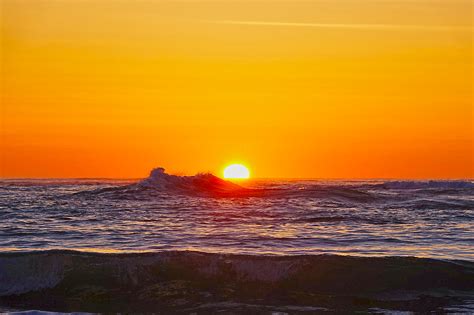 beautiful sunrise  lighthouse beach chatham capecodcom