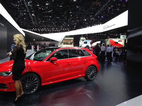 2015 Naias Detroit Auto Show – Audi Movernie On The Move
