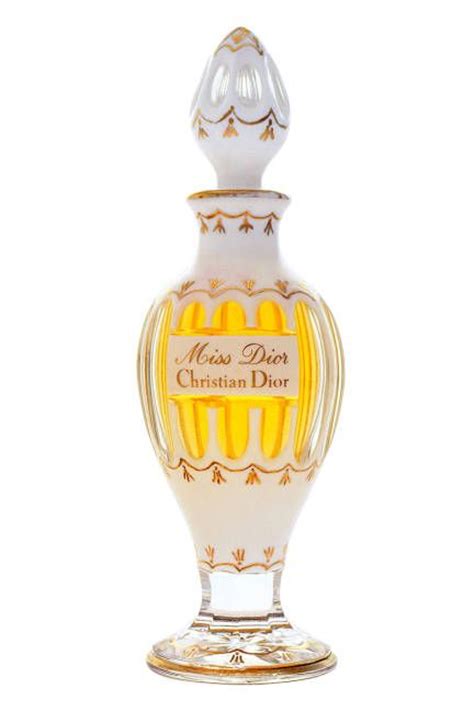 a look back at over 60 years of miss dior parfum dior dior et parfum chloe