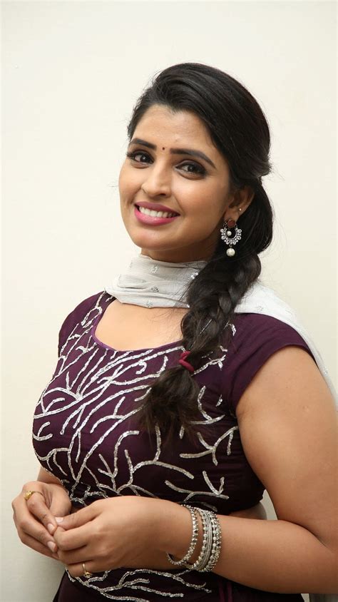 Shyamala Telugu Actress Model Hd Phone Wallpaper Peakpx