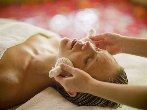 candle members experience  spa day  month facials massages