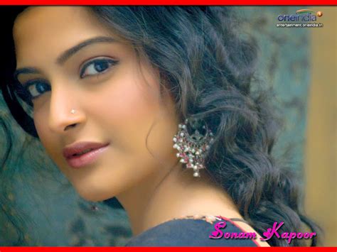 Top Hd Bollywood Wallapers Sonam Kapoor Images