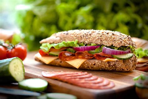 healthy people    lunch breaks readers digest