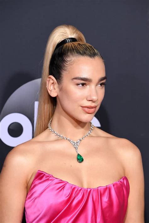 dua lipa at the 2019 american music awards celebrity hair and makeup