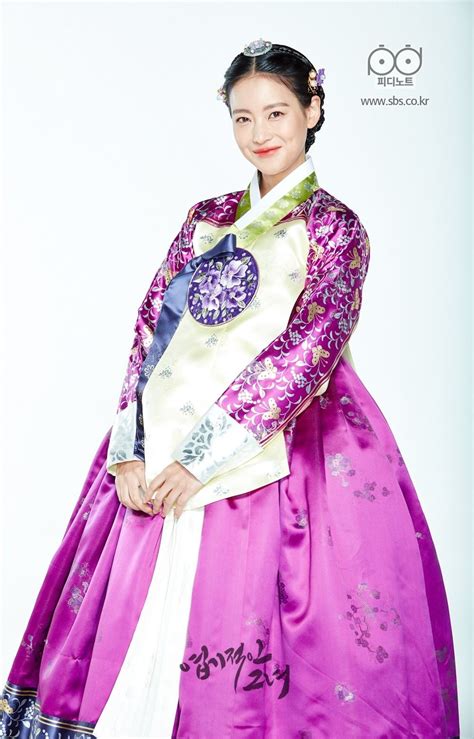 My Sassy Girl Character Photoshoot 한국 전통 의상 의상 한복