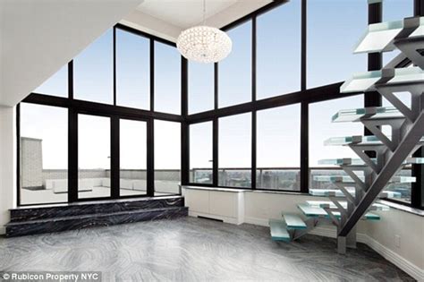 frank sinatra s manhattan penthouse sells for just under 5 5 million dollars daily mail online