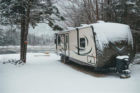 wohnmobil winterfest machen  schritte vor dem ueberwintern