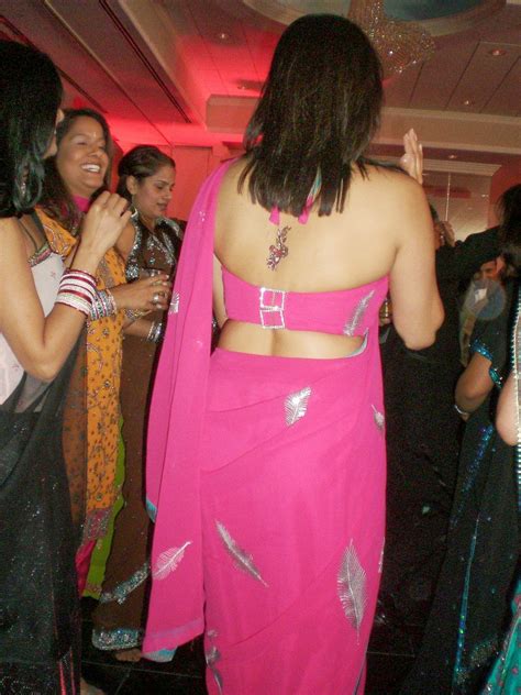 saree seduction holi backless saree edition 42 pictures
