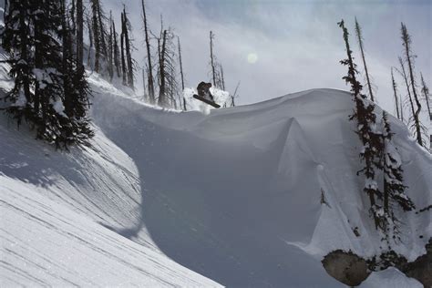 Waist Deep Powder Everyday With Jeremy Hanke And Straight Up Rides Cat