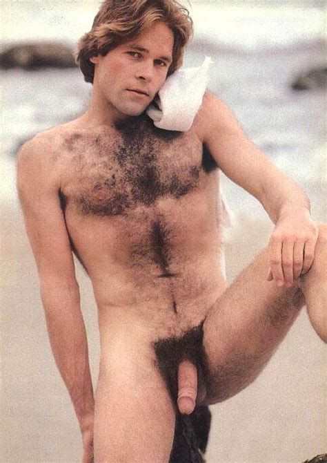 very hairy man naked igfap