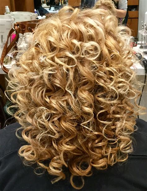 Curls Wedding 👰 Curls Blondandcurly Curly Hair Styles Long Hair