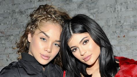 kylie jenner has a doppelganger and we got all her beauty