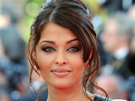 incroyable visage magnifique de l actrice indienne bollywood aishwarya