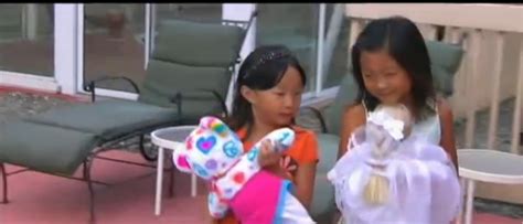 abc adopted chinese sisters reunite after discovering they had a twin